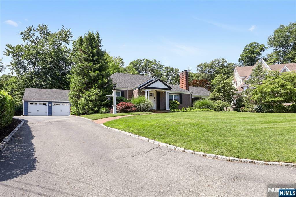 Property Photo:  19 Mountain Ridge  NJ 07470 