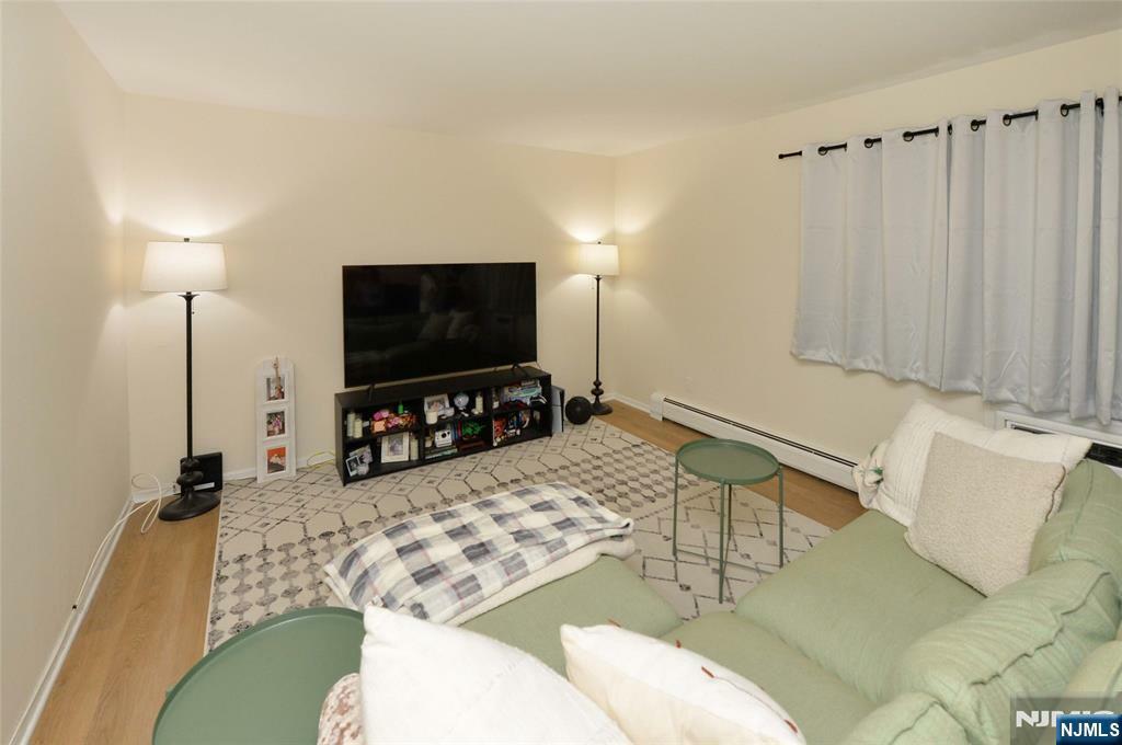 Property Photo:  128 Regency Park  NJ 07446 