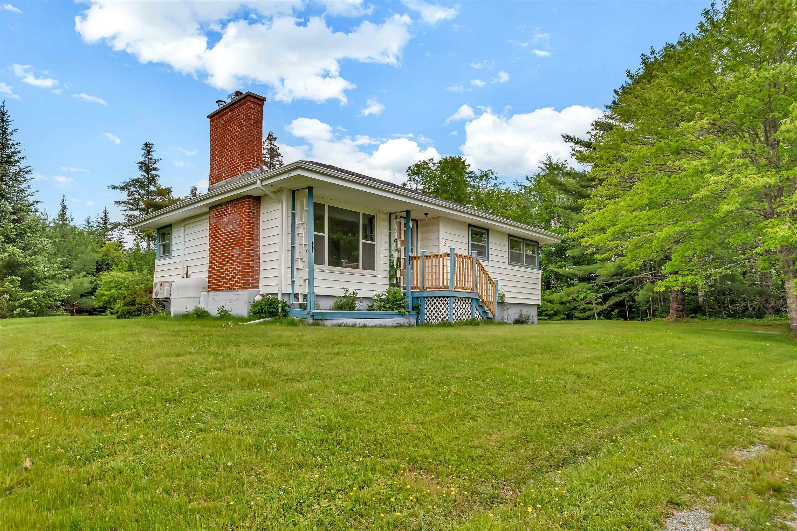 Photo de la propriété: 18 Parker Lane E NS B3E 1E5