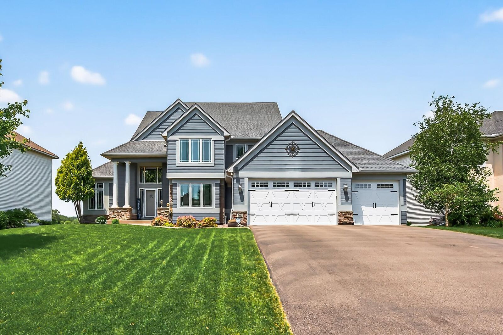Property Photo: 2692 Eagle Valley Drive MN 55129