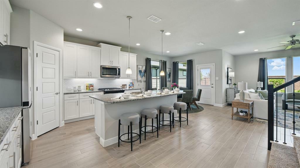 Property Photo: 10609 Zircon Lane TX 76036