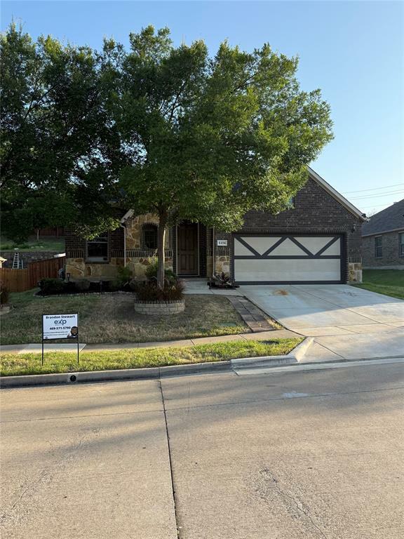 Property Photo: 8426 Grandvista Lane TX 75249