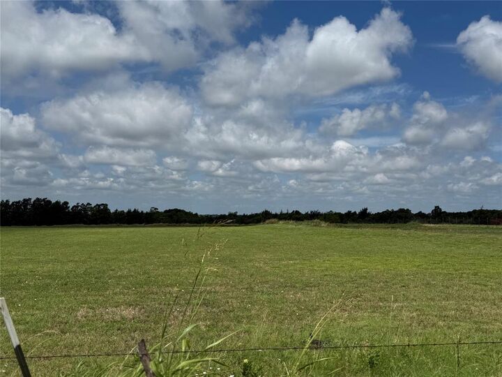 Property Photo:  Tbd Lot J &Amp K Cedar Road  TX 75090 
