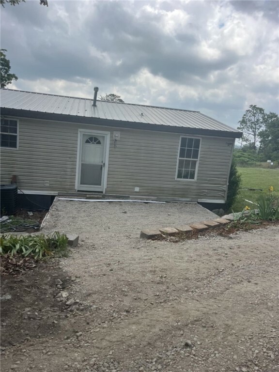 Property Photo: 17 County Road 511 AR 72632