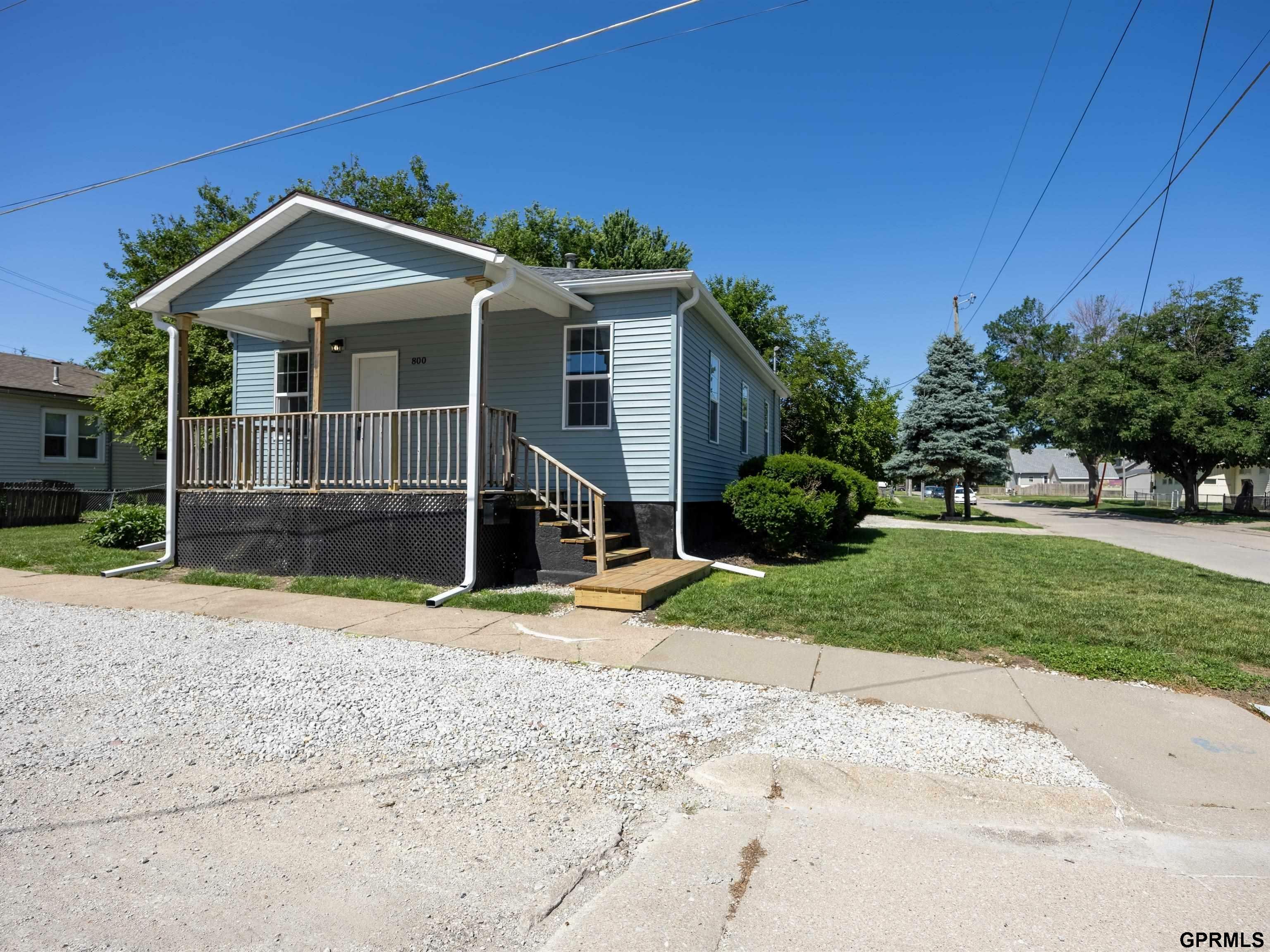 Property Photo: 800 S 20th Street IA 51501