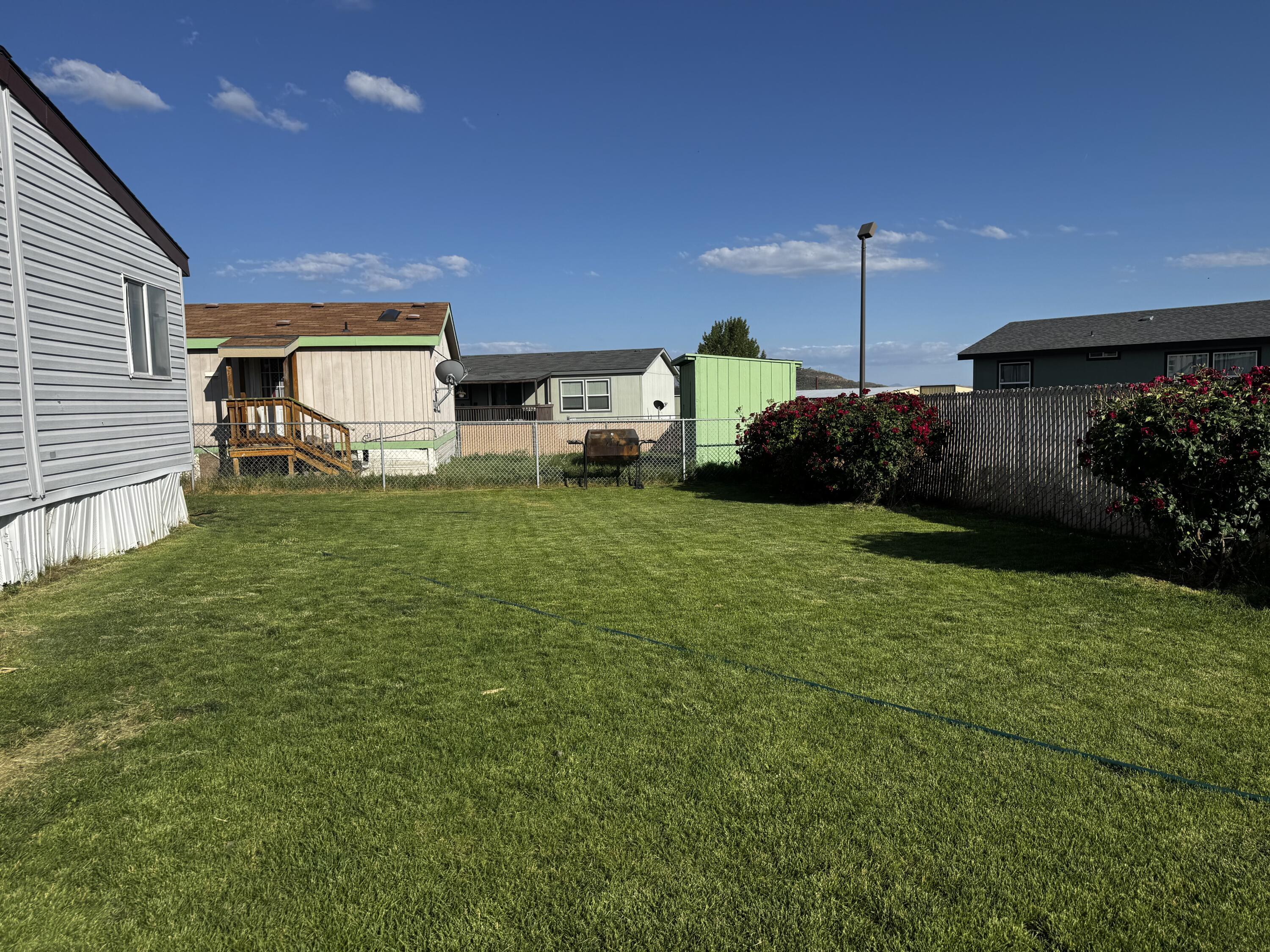 Property Photo: 1663 Greensprings Drive 18 OR 97601