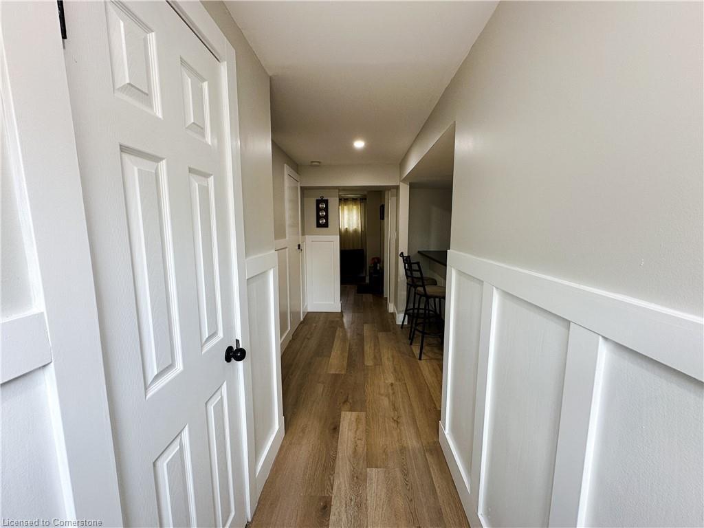 Property Photo: 19 Elm Ridge Drive Lower ON N2N 1G4