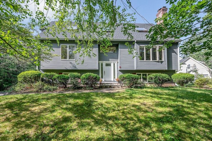 Property Photo:  8 Horseshoe Drive  MA 01720 