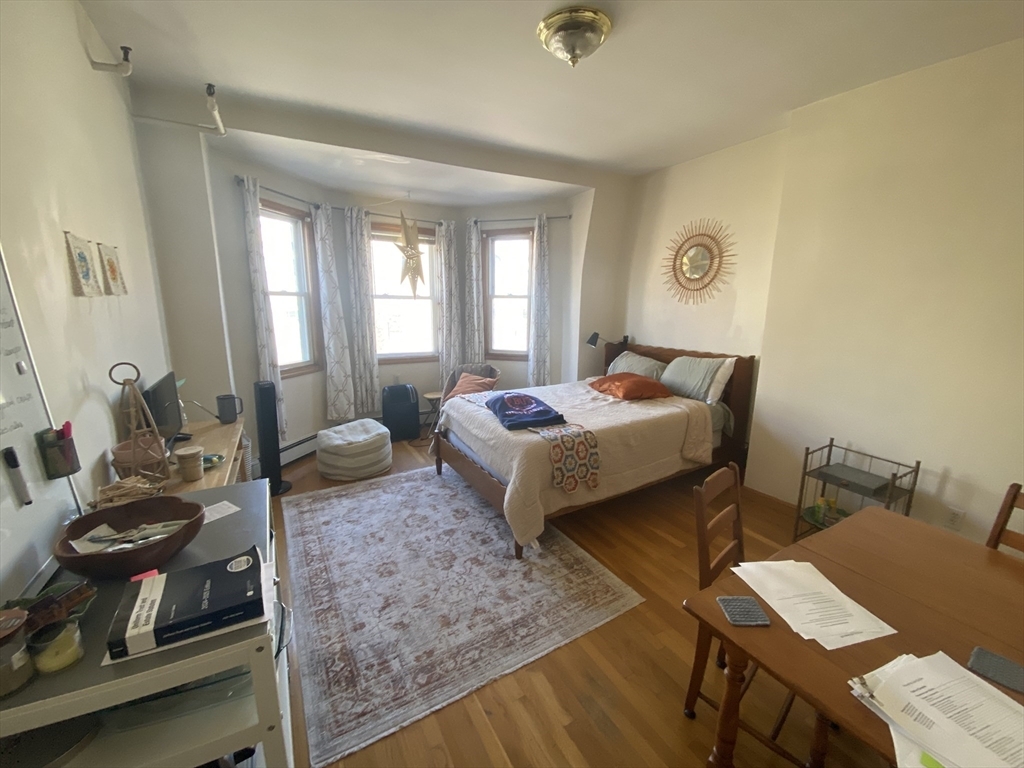 Property Photo: 712 Commonwealth Avenue 4 MA 02215
