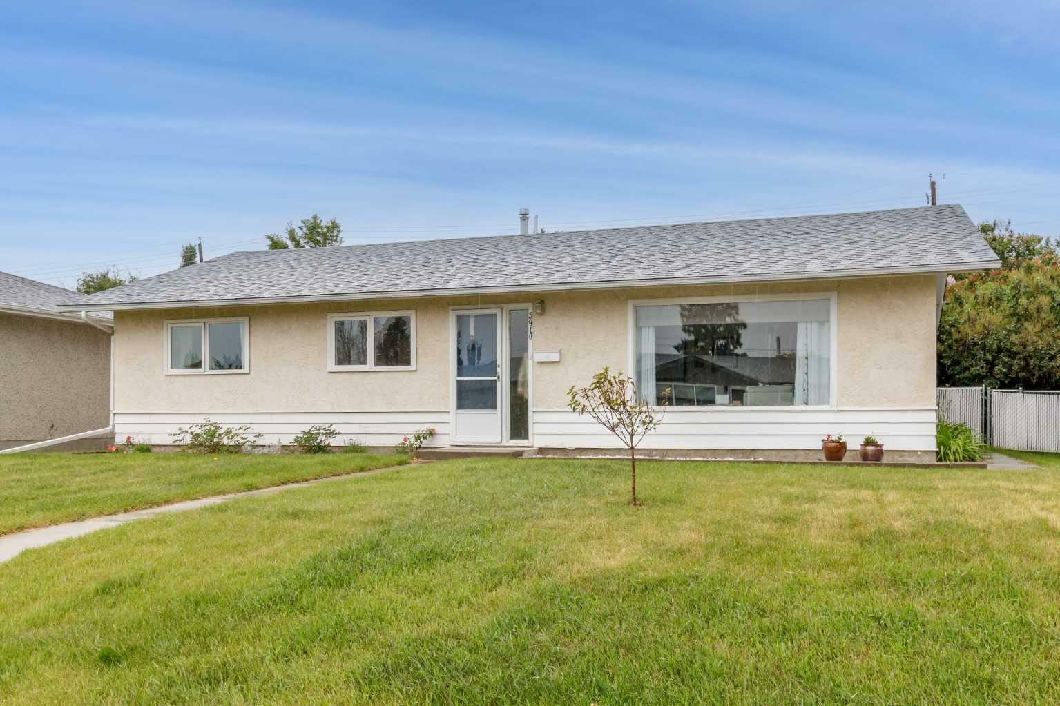 5910 West Park Crescent  Red Deer AB T4N 1G1 photo