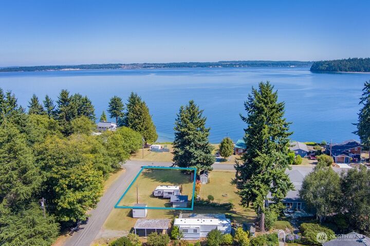 Property Photo: 144 E Hemlock Street WA 98365