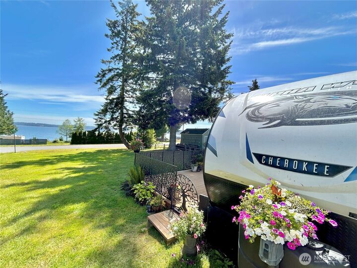 Property Photo:  144 E Hemlock Street  WA 98365 