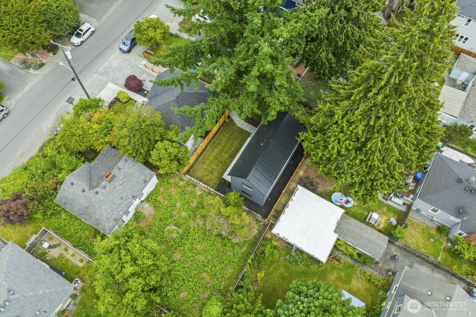 Property Photo: 3539 NE 88th Street B WA 98115