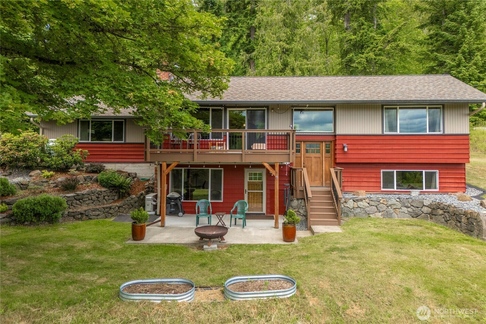 Property Photo: 4266 356th Drive SE WA 98024