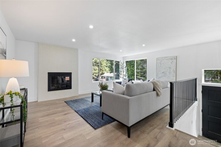 824 SW 301st Pl  Federal Way WA 98023 photo