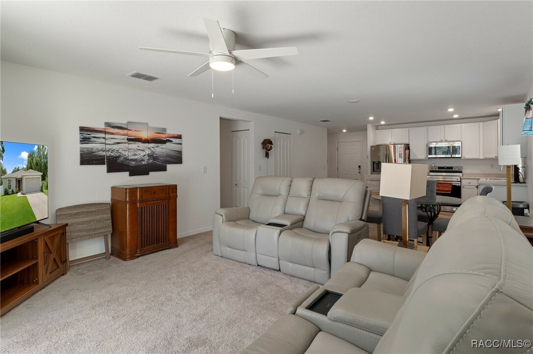 Property Photo: 1155 S Cornell Terrace FL 34452