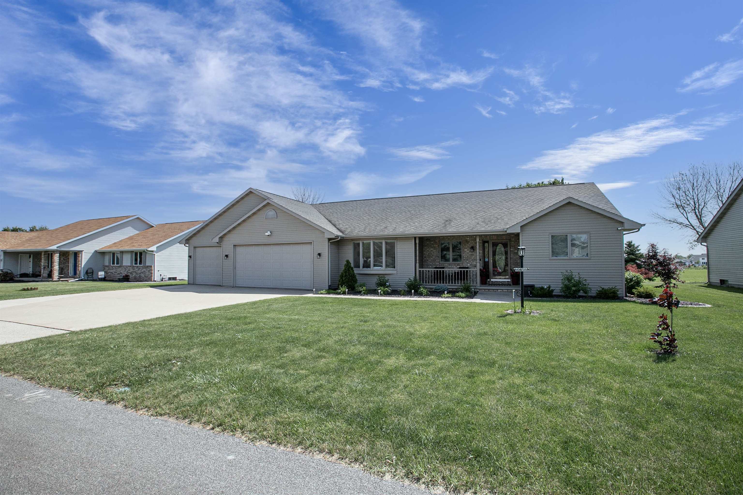 Property Photo: N9458 Noe Road WI 54915