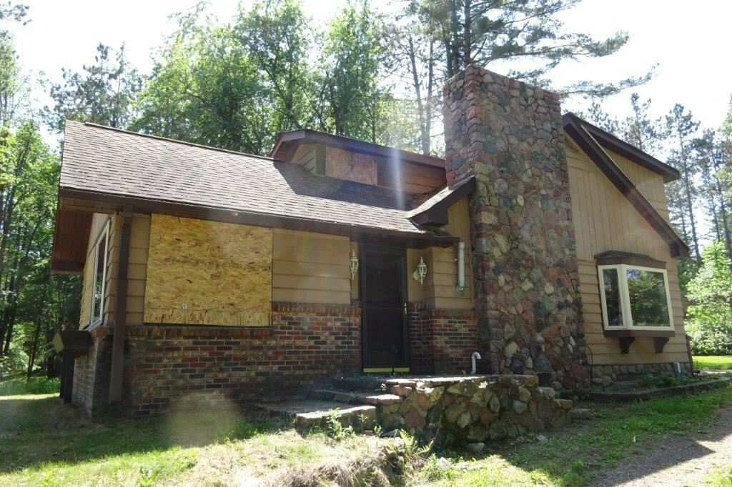 Property Photo:  871 N Elm Park Drive  WI 54835 