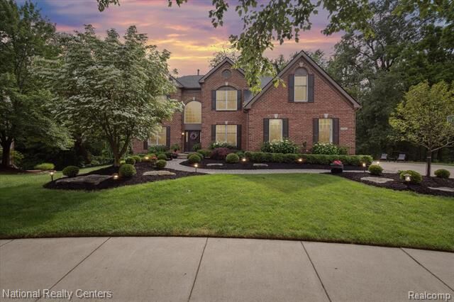 47769 Aberdeen Drive  Northville MI 48374 photo