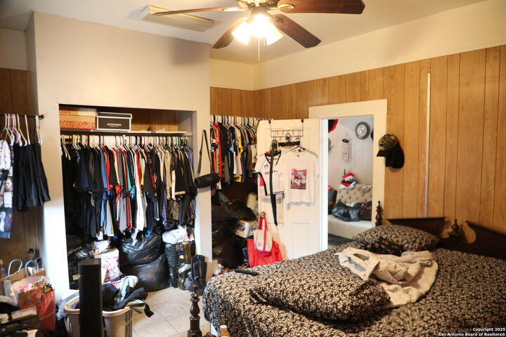 Property Photo:  622 Hackberry  TX 78203 