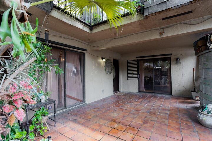 Property Photo: 14260 SW 94th Cir Ln 104 FL 33186