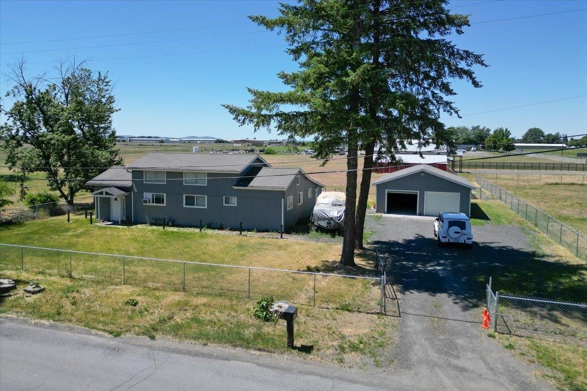 2124 S Garfield Rd  Airway Heights WA 99001 photo