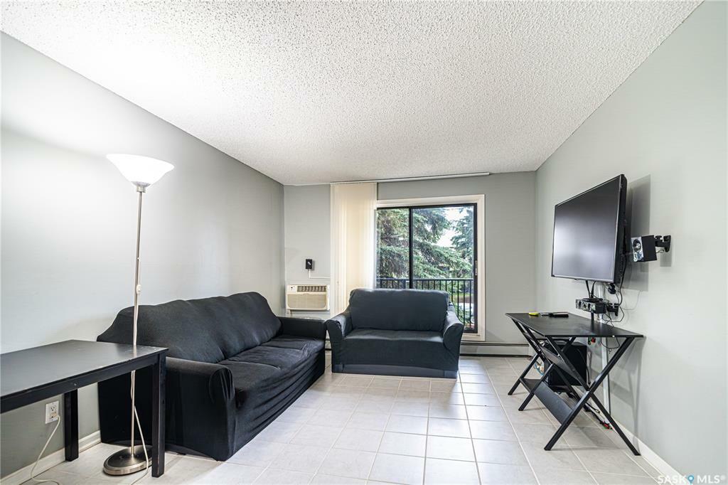 Property Photo: 4219 Degeer Street 18 SK S7H 4N6
