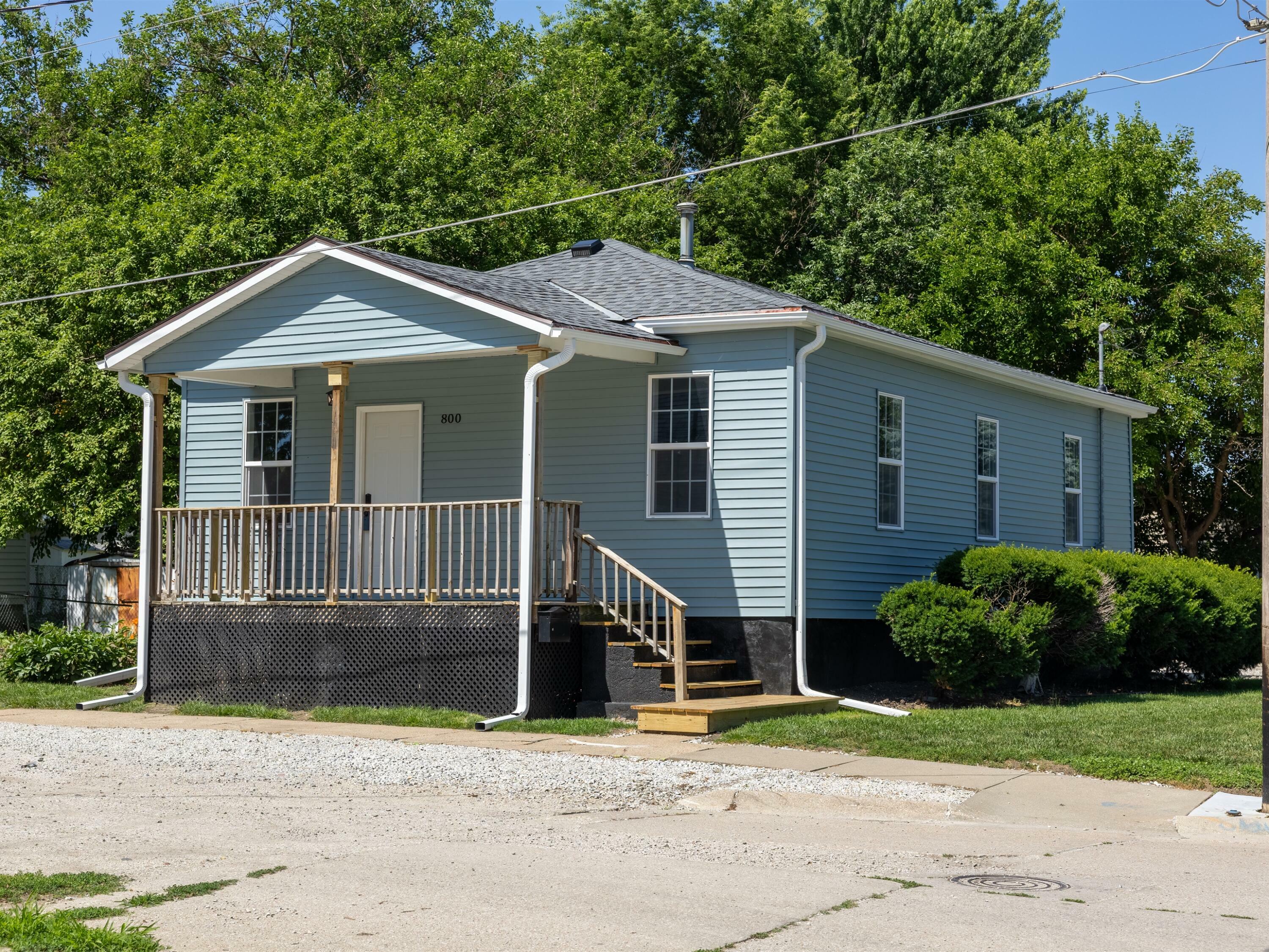 Property Photo:  800 S 20 Street  Street  IA 51501 