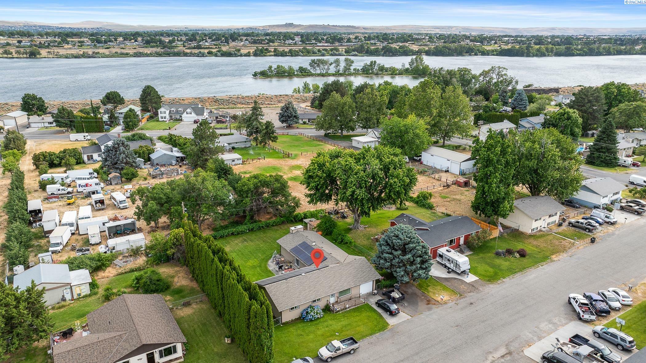 Property Photo: 5820 W Park Place WA 99301