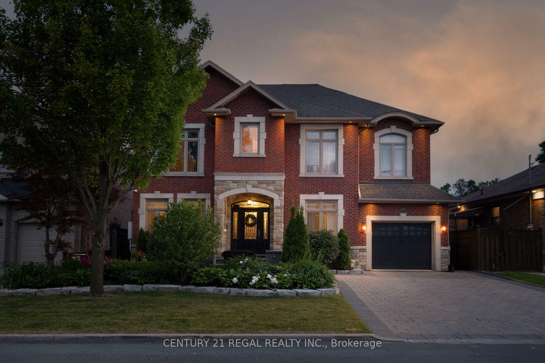 Property Photo: 127 Sultana Avenue ON M6A 1T6