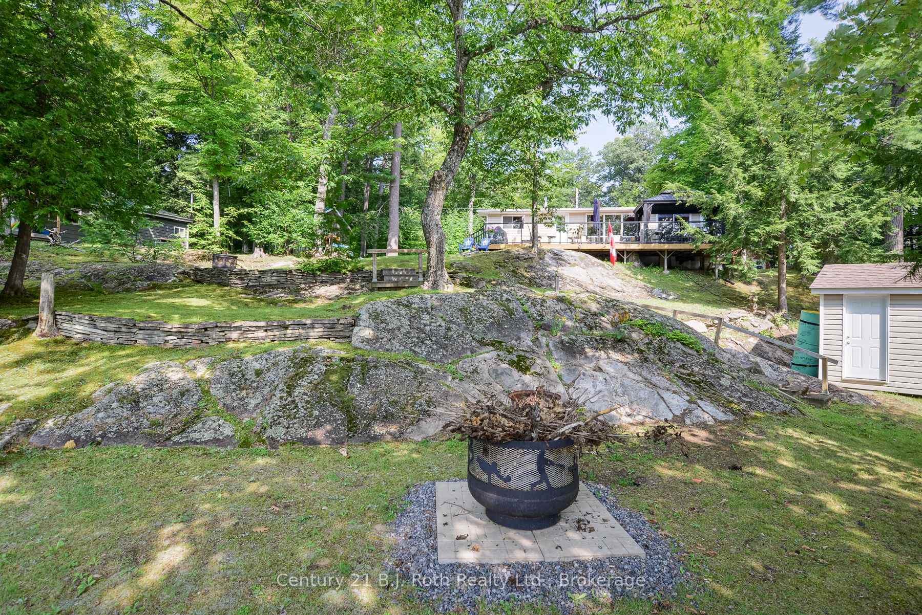 Property Photo: 5335 Claresbridge Lane ON L0K 2B0
