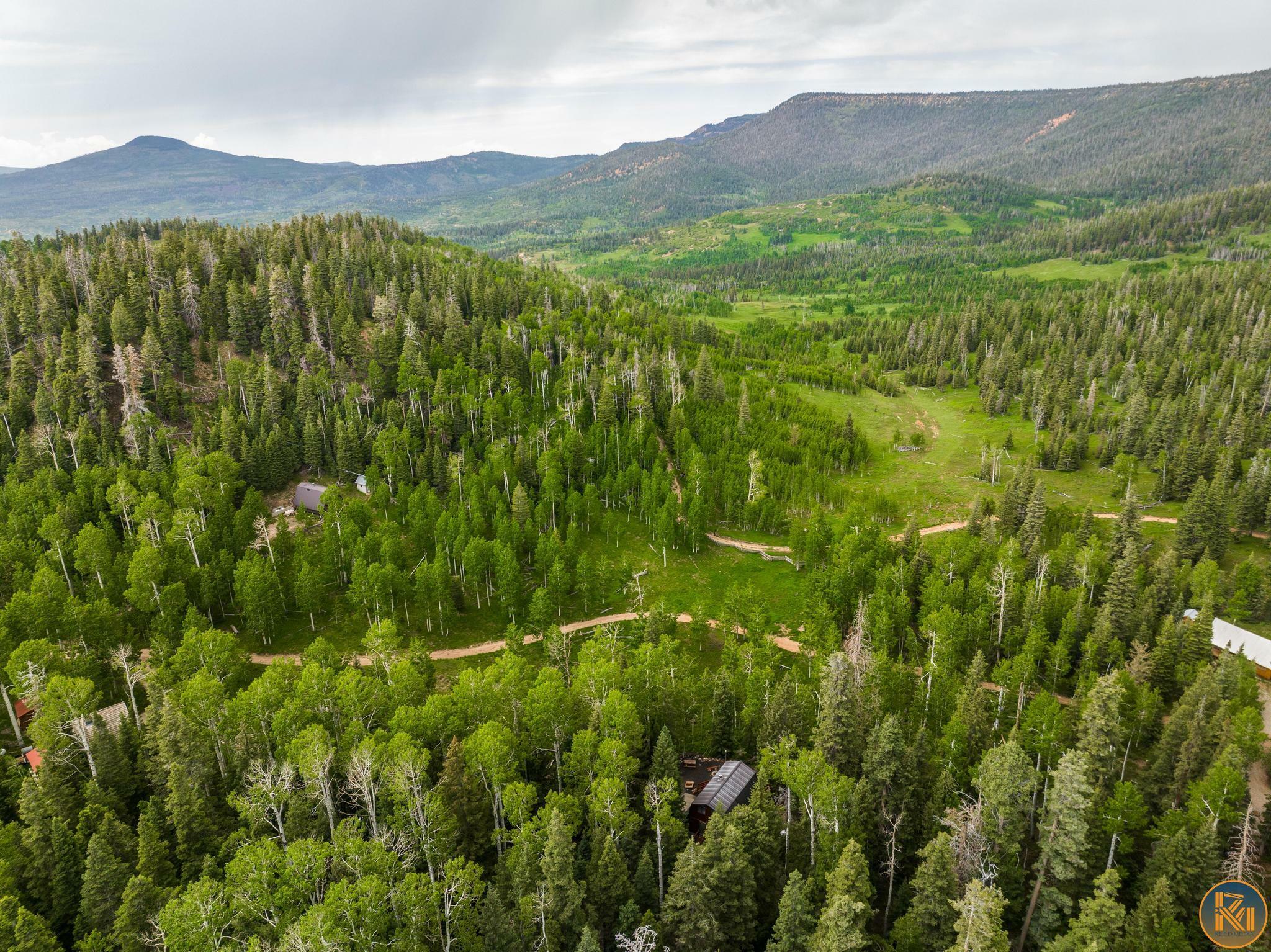 Property Photo: 6380 Triangle Dr UT 84762