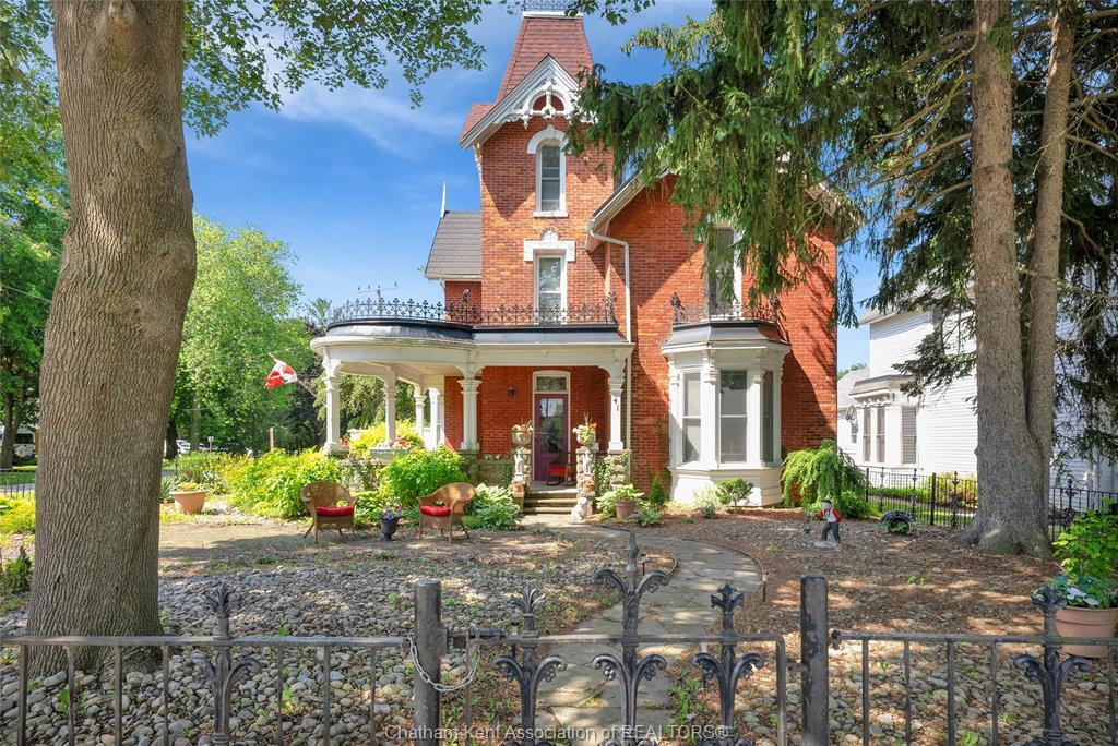 Property Photo: 41 Erie Street South ON N0P 2C0