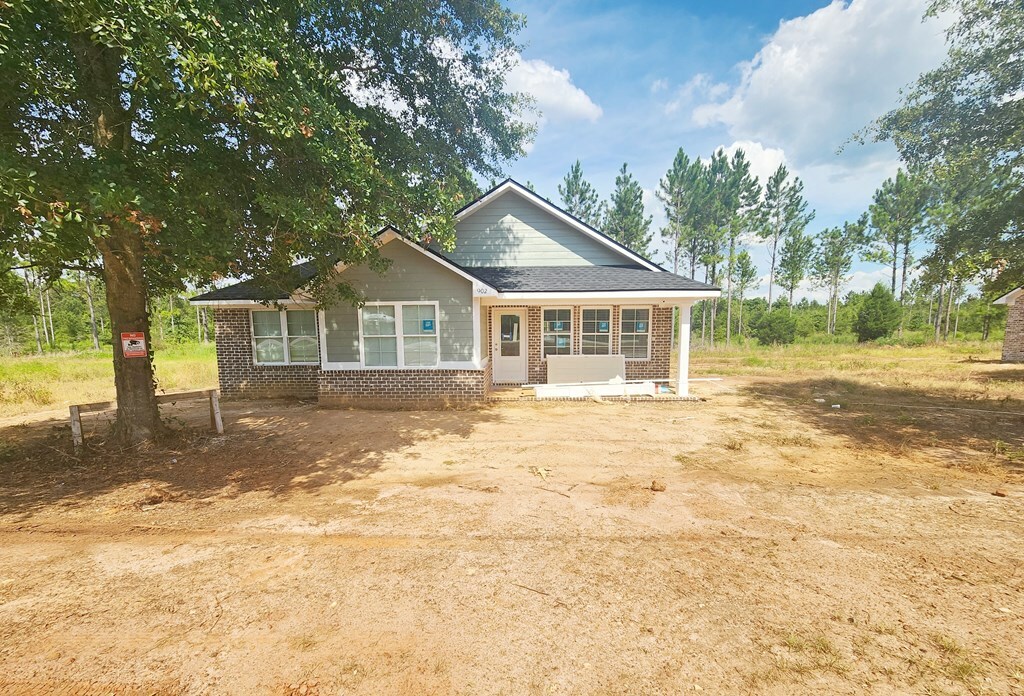 Property Photo: 902 Lockett Station Road GA 31707