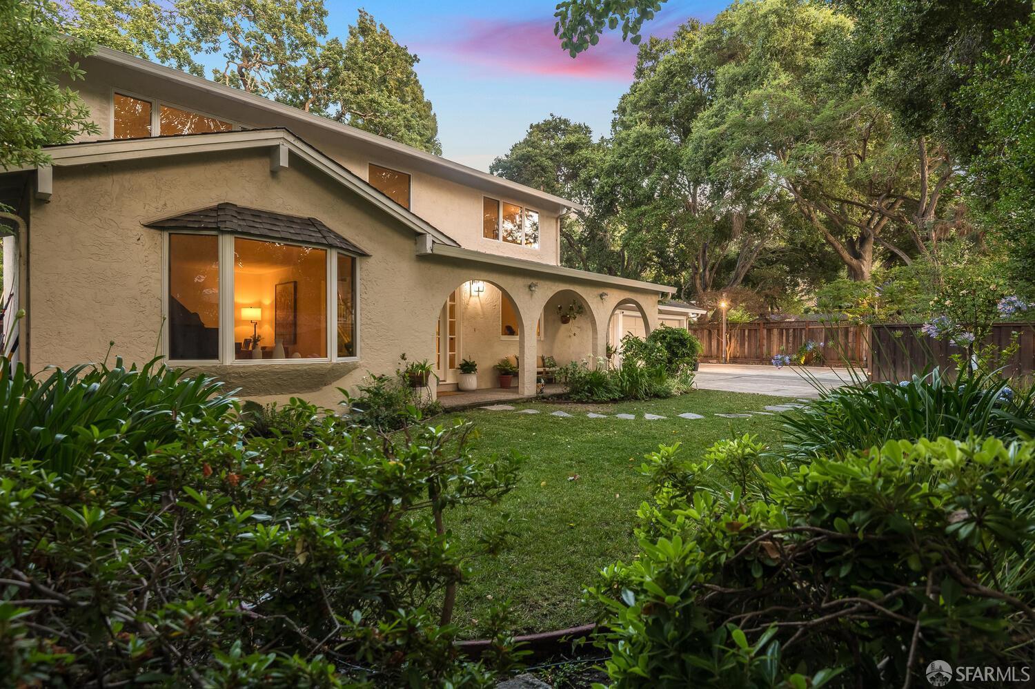 Property Photo: 454 9th Avenue CA 94025