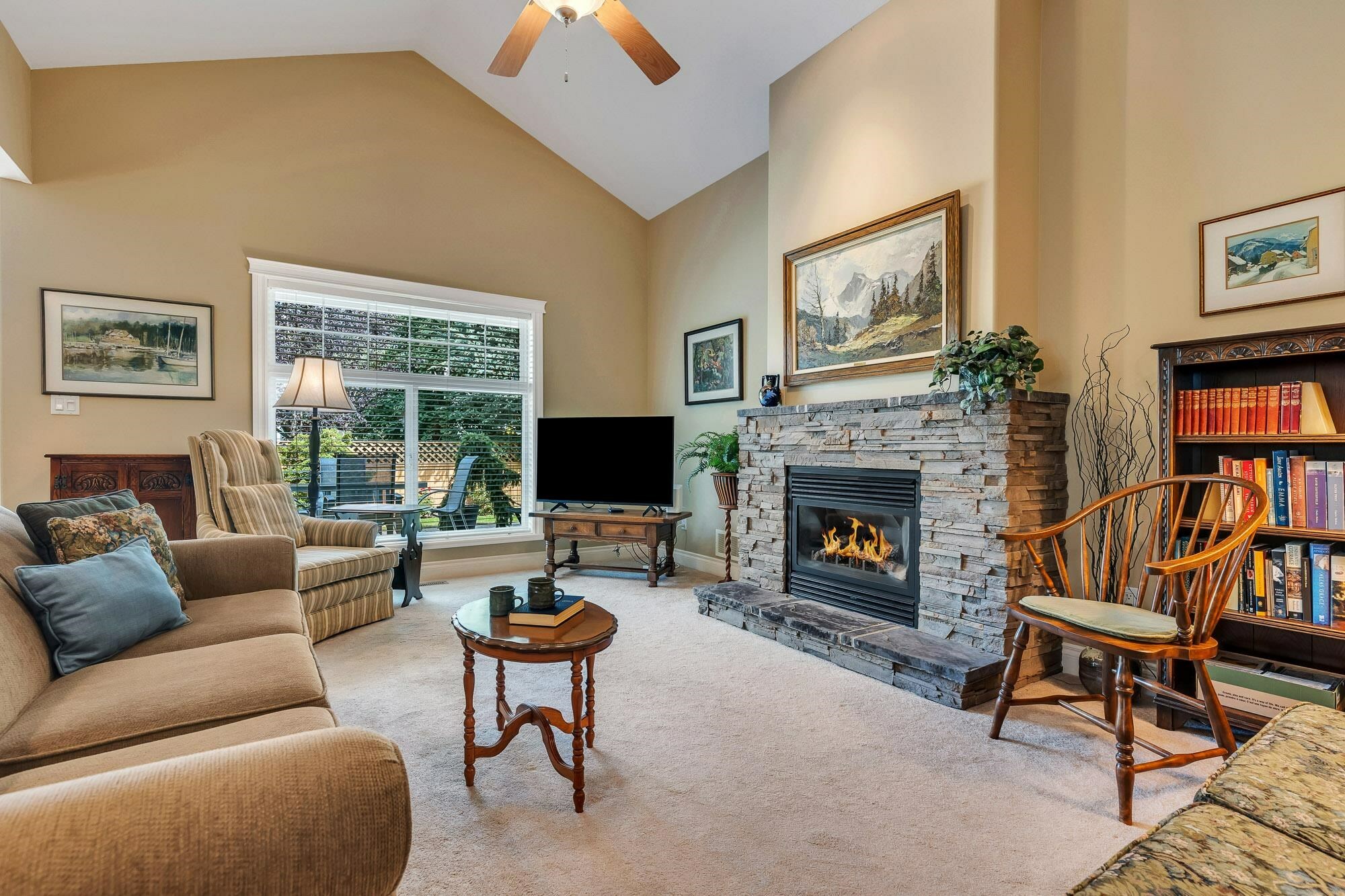 Property Photo: 45824 Stevenson Road 5 BC V2R 5W5