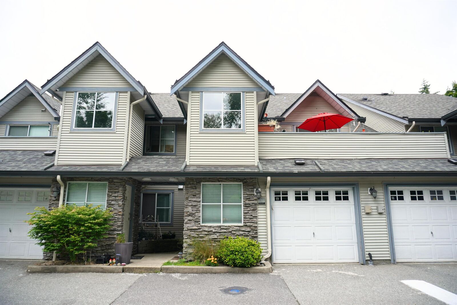 Property Photo: 19034 McMyn Road 19 BC V3Y 2N8