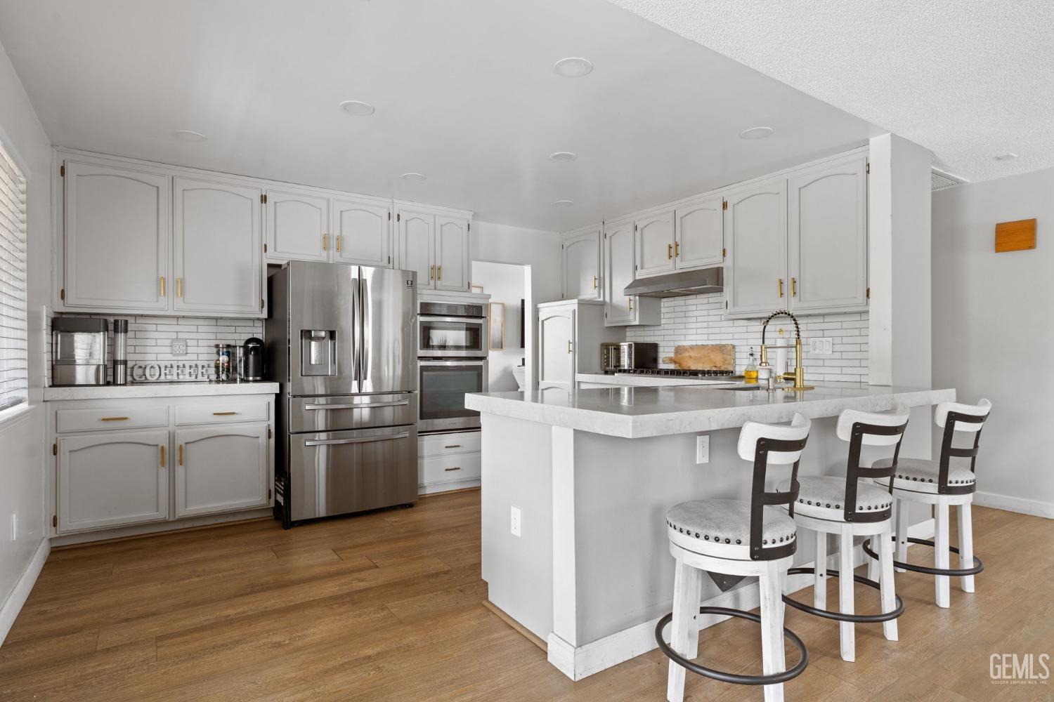 Property Photo:  7209 Copper Creek Way  CA 93308 
