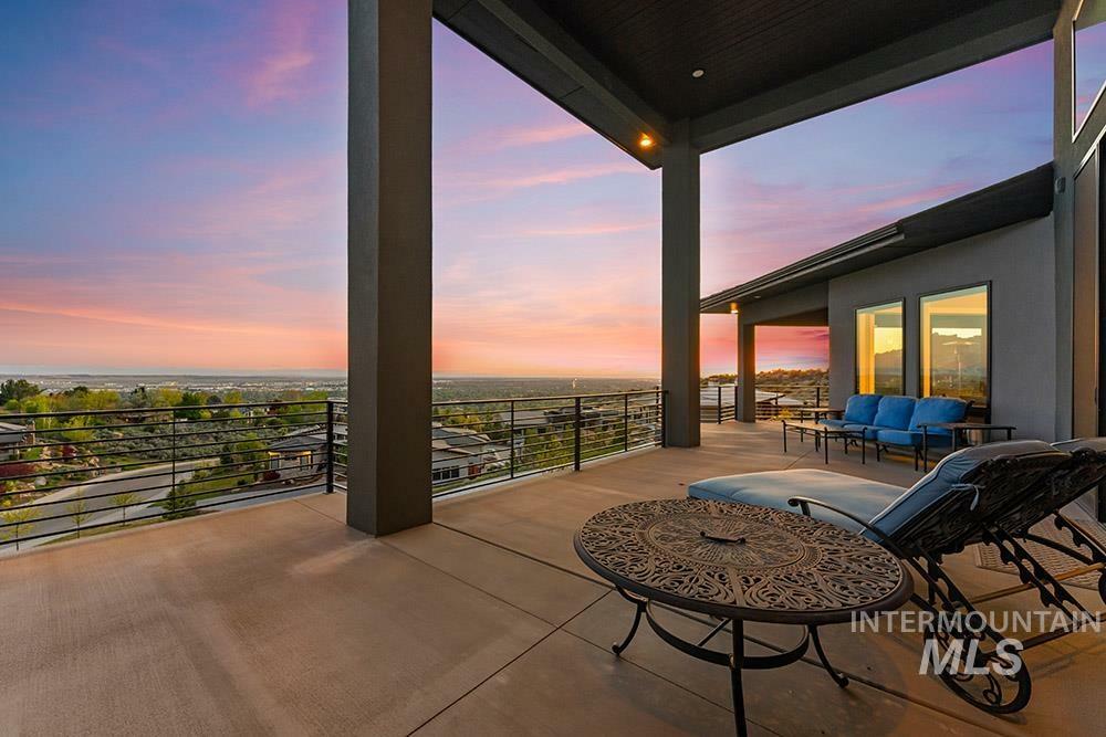 Property Photo: 1519 S Galaxy Way ID 83712-8537