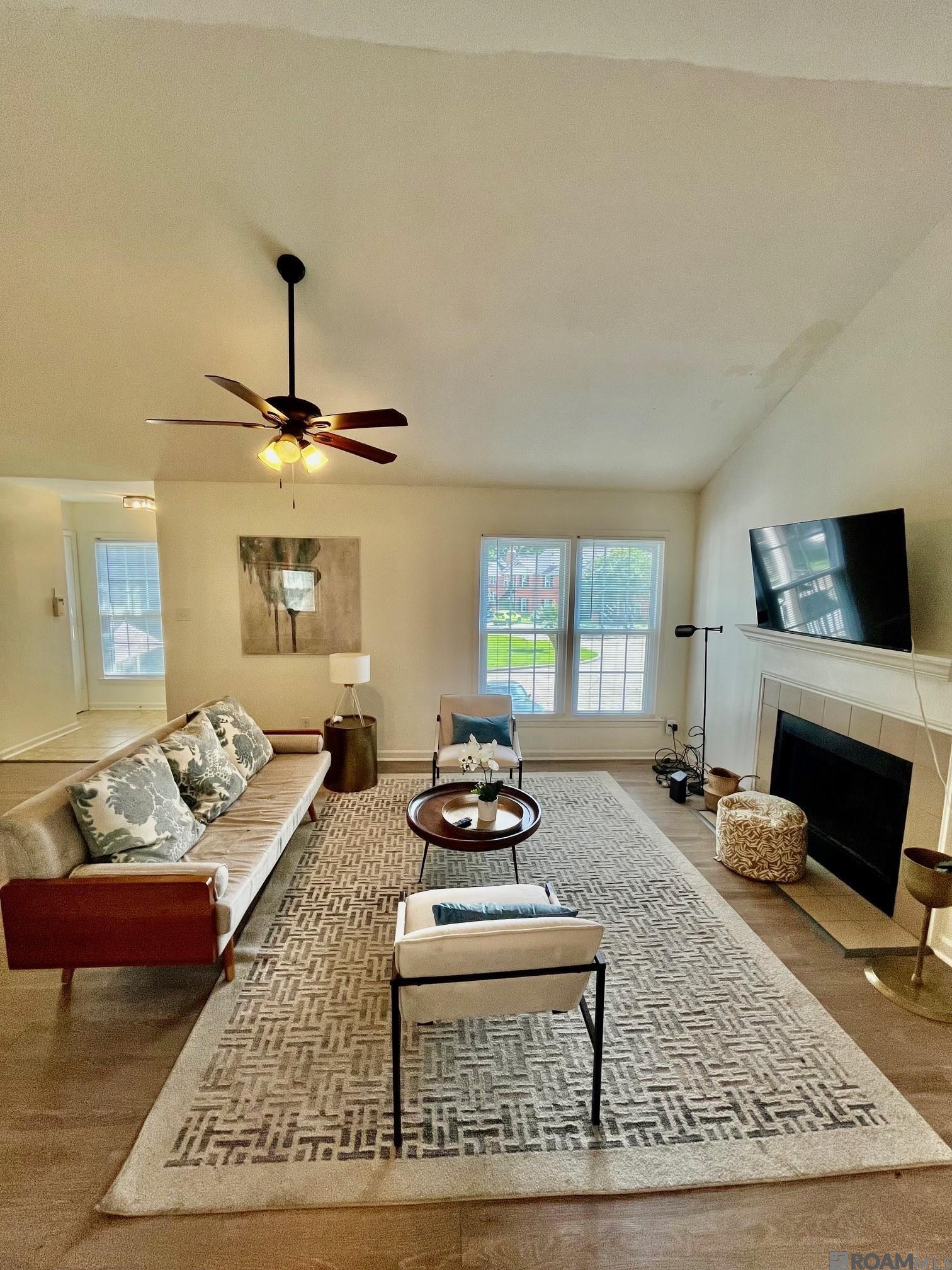 Property Photo: 7441 N Jefferson Place Cir #47B LA 70809