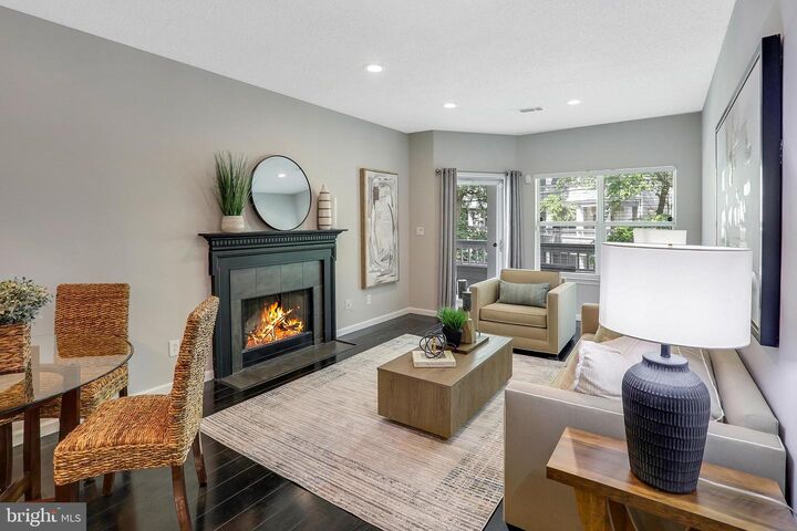 13085 Autumn Woods Way 206  Fairfax VA 22033 photo