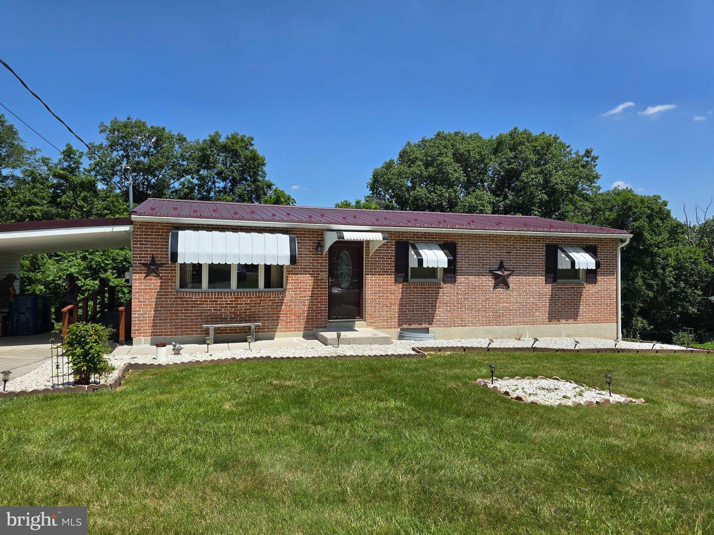 3 Maple Avenue  Carlisle PA 17013 photo