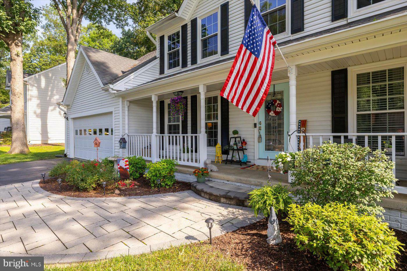 Property Photo: 4924 Queensbury Circle VA 22408