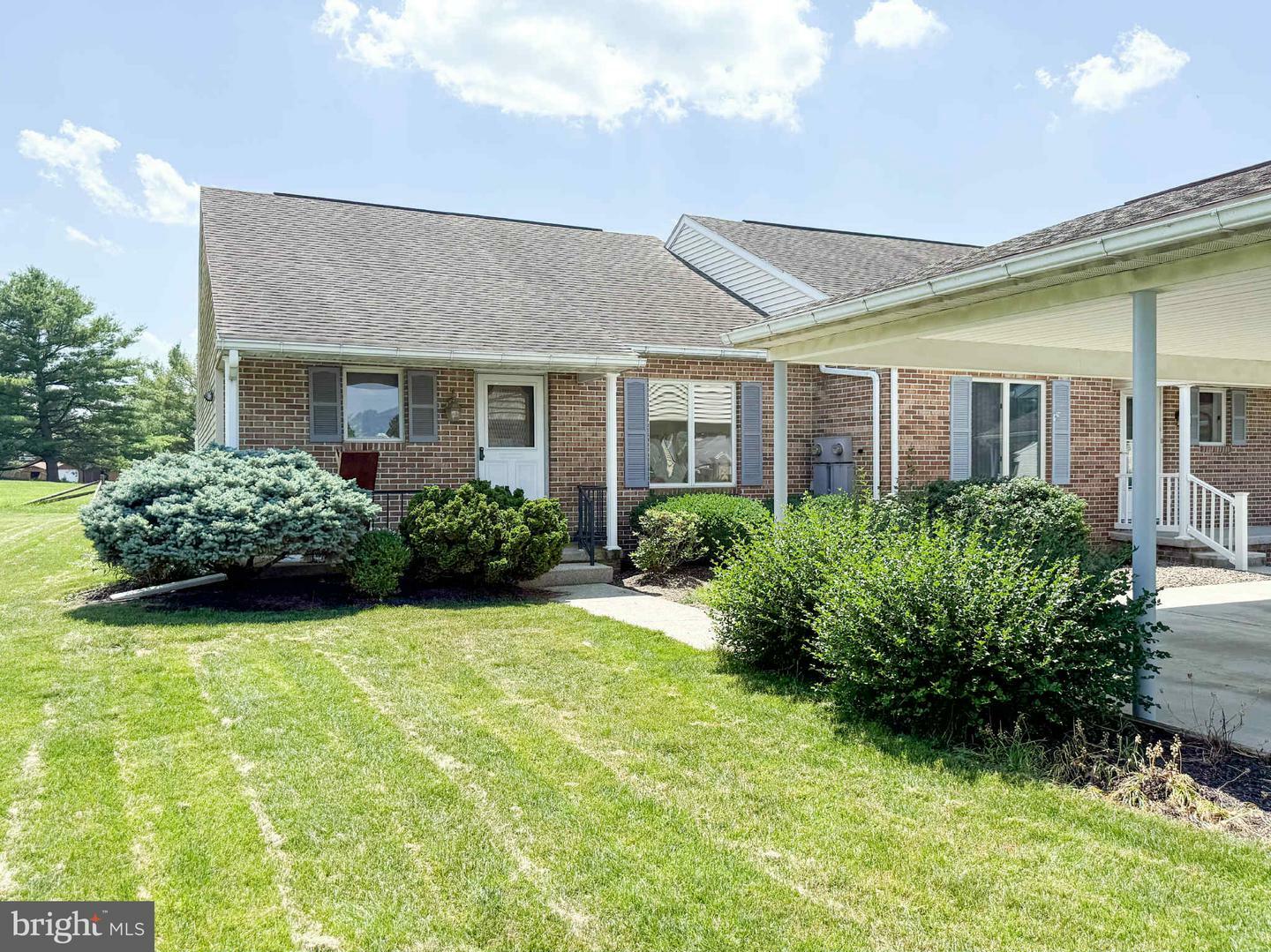 Property Photo:  1162 Westgate Drive  PA 17201 