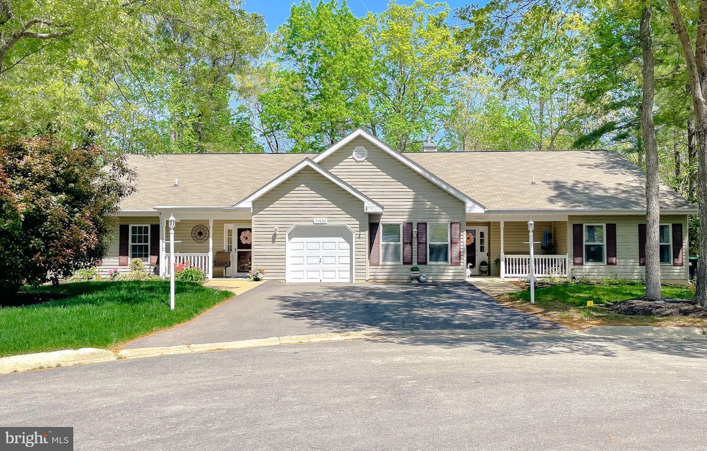 Property Photo: 44038 Fieldstone Way MD 20619
