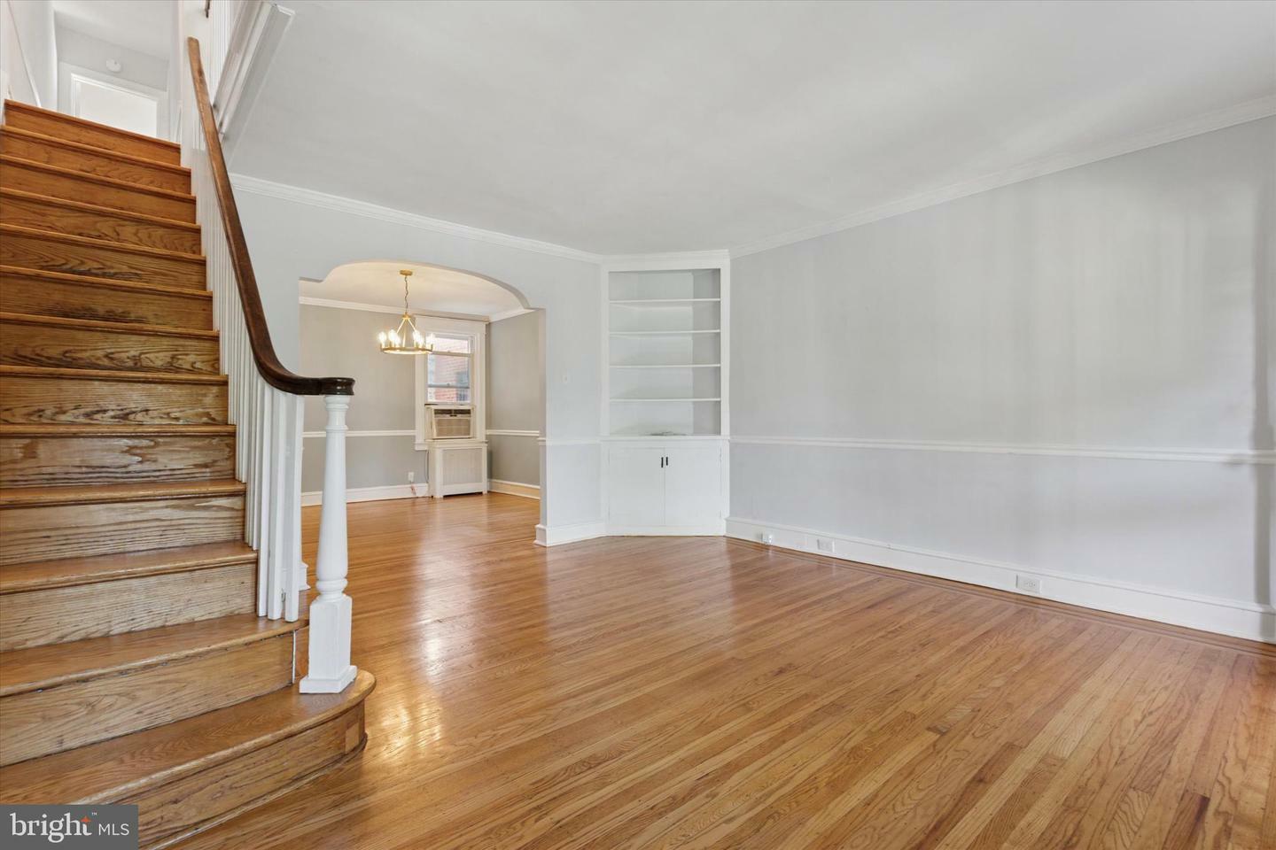 Property Photo: 7527 Germantown Avenue PA 19119