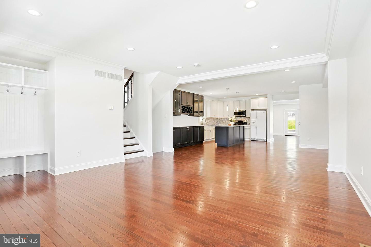 Property Photo:  228 Warren Boulevard  PA 19008 