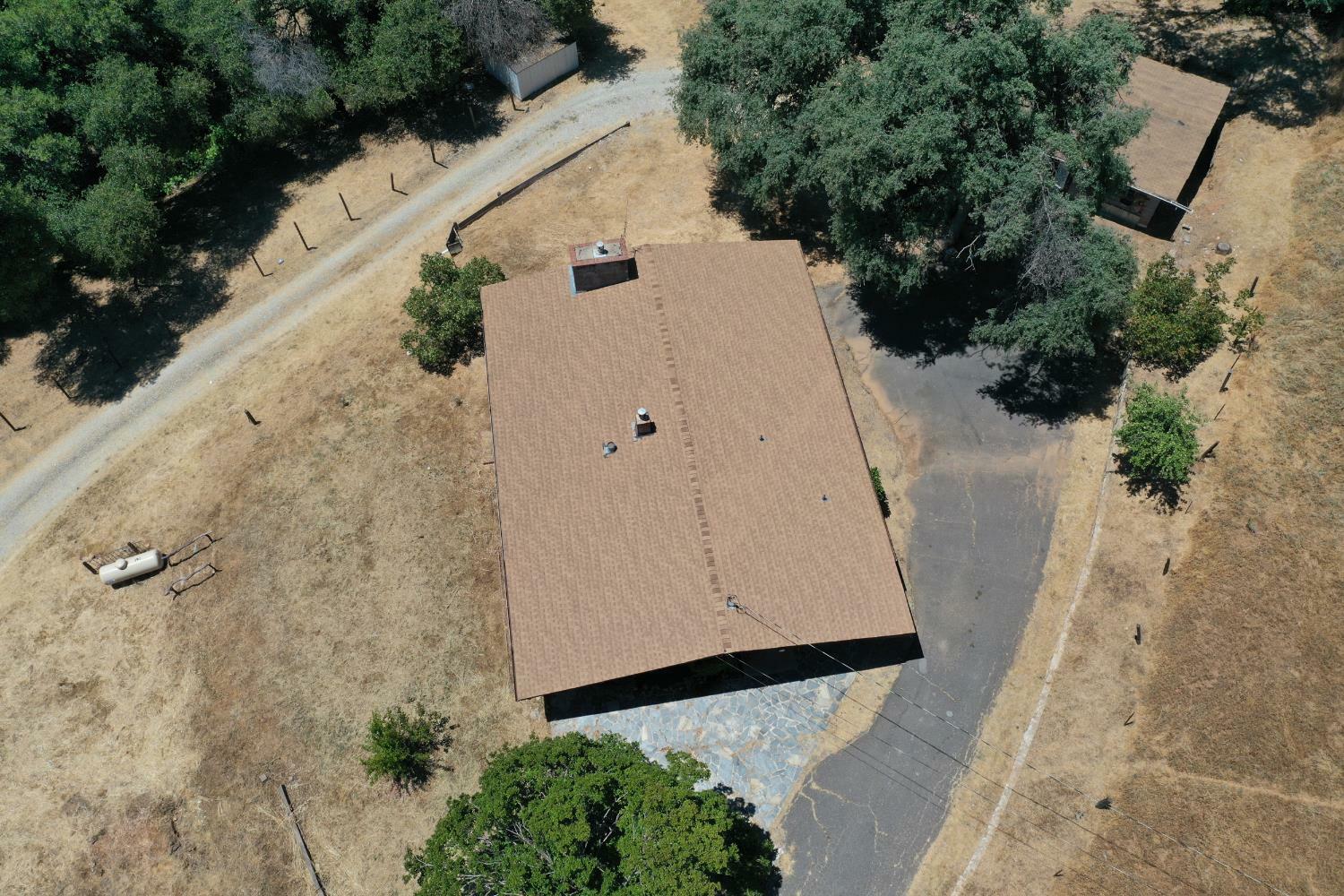 Property Photo: 810 Hwy 4 CA 95247