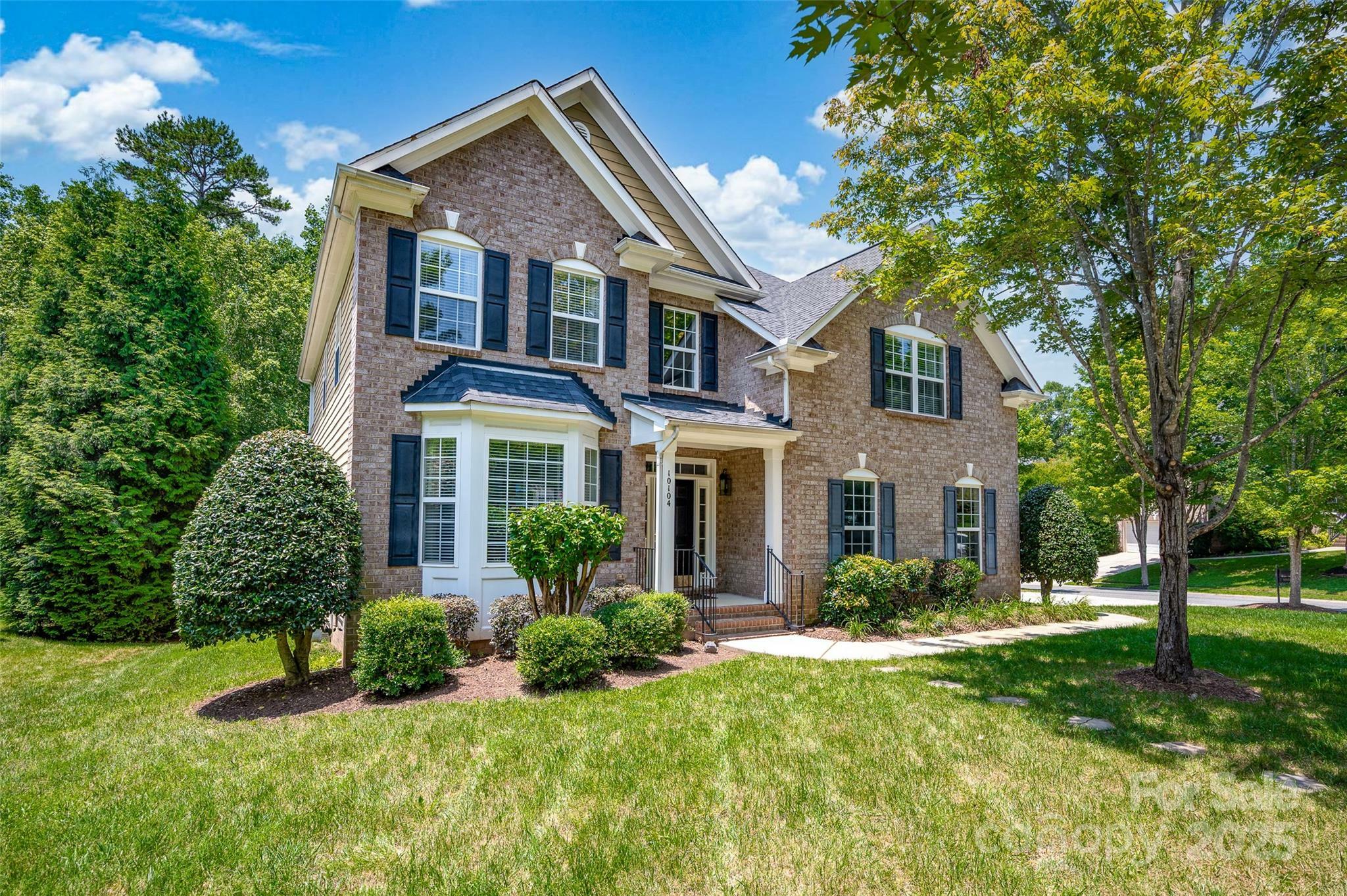 Property Photo:  10104 Treetop Lane  NC 28031 