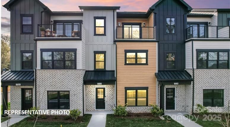 Property Photo:  728 Falling Oak Alley 21  NC 28078 